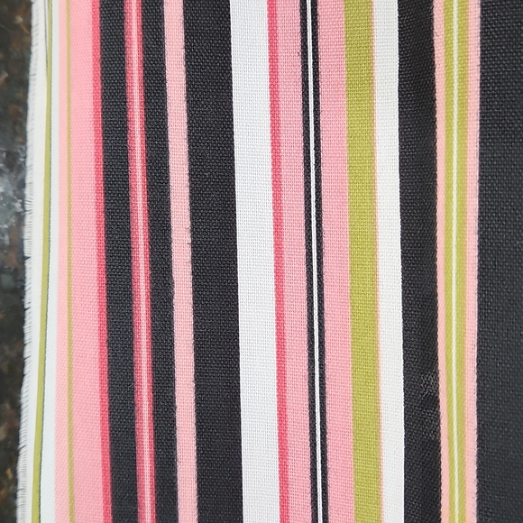 Scrap Fabric - Picture 5 of 5